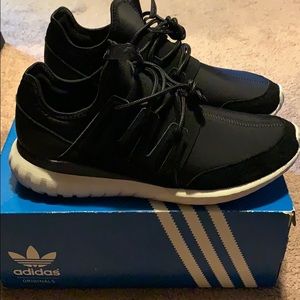 Adidas Tubular Radial size 10